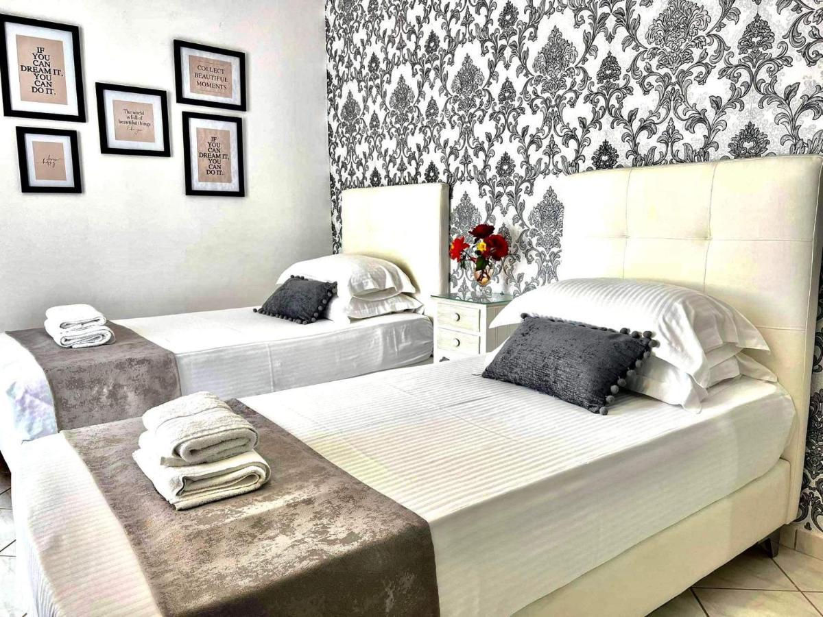 Orianna Suites Skiathos Buitenkant foto